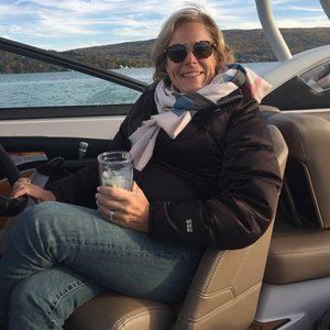 Meet your Posher, Marie